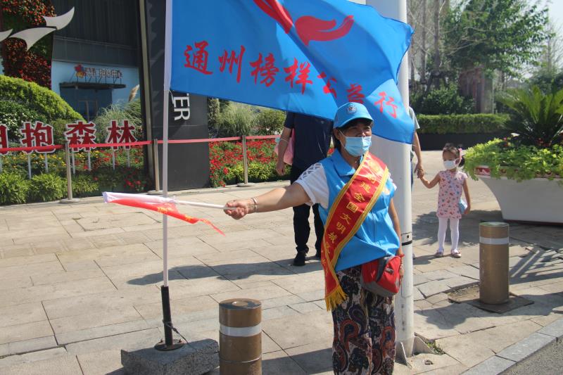 <strong>求大鸡吧插逼逼视频</strong>